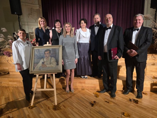 Pļaviņu kultūras centra amatierteātris "Aina"